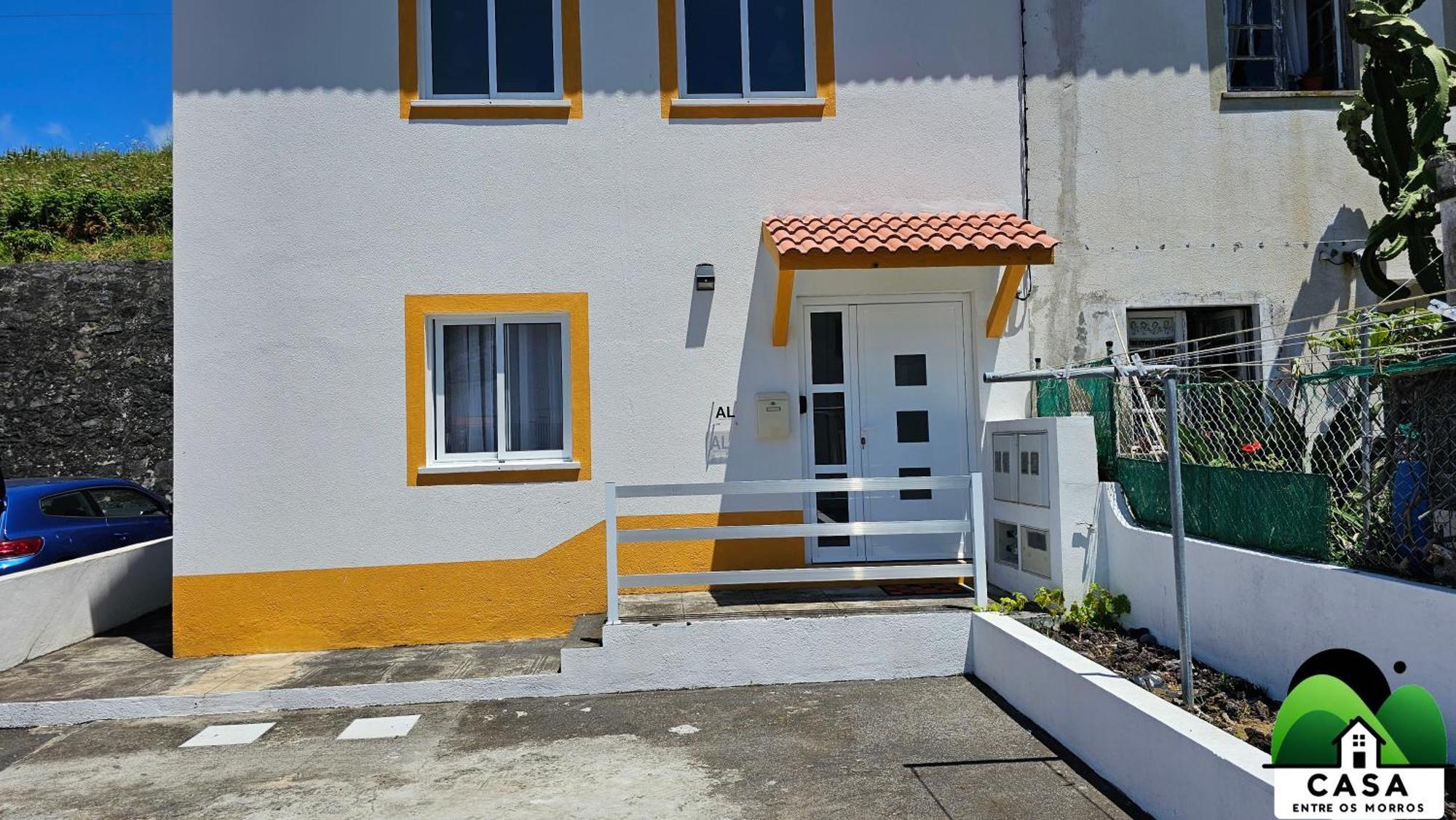 Casa Entre Os Morros Rral Nº 4522 Velas