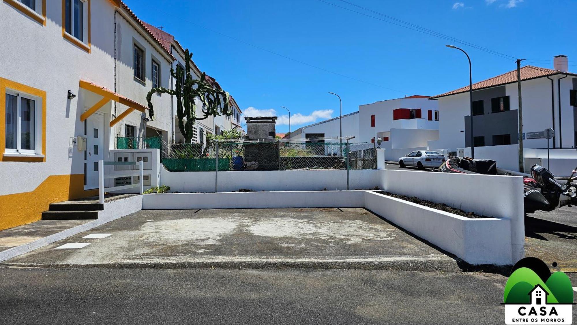 Casa Entre Os Morros Rral Nº 4522